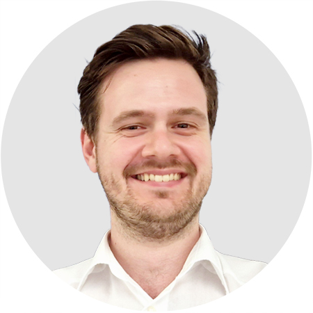 Ansprechpartner:in
